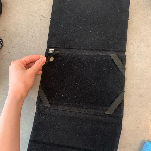 Matt & Nat iPad mini case, army green - Picture 3 of 6